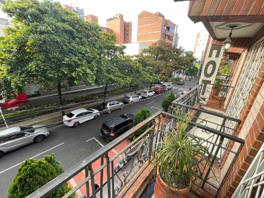 2-Story Penthouse, Tons Of Restaurants, Private Balconies Appartement Medellín Buitenkant foto